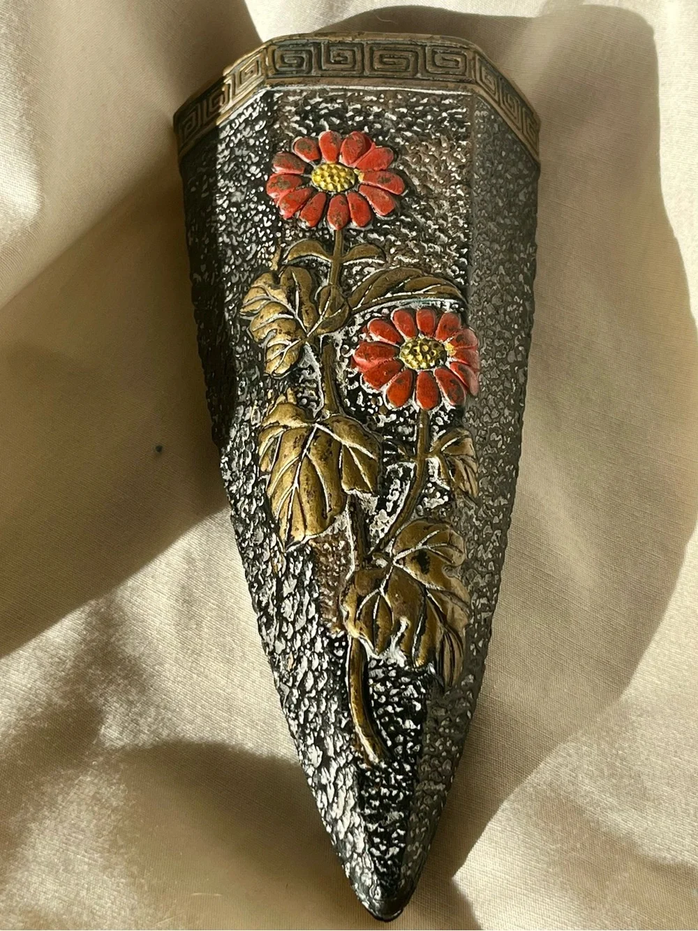 Vtg Tokanabe Japanese Blackware Ceramic Wall Pocket Vase Flower Planter Orange - Picture 15 of 16